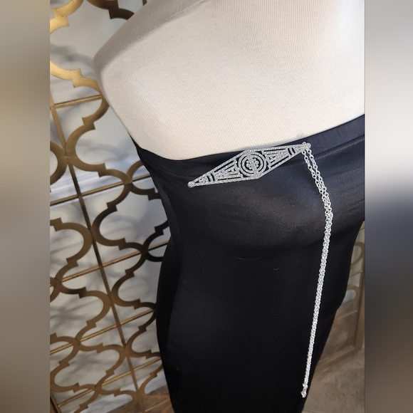 Crystal Encrusted Statement Necklace/Broach - Picture 3 of 17